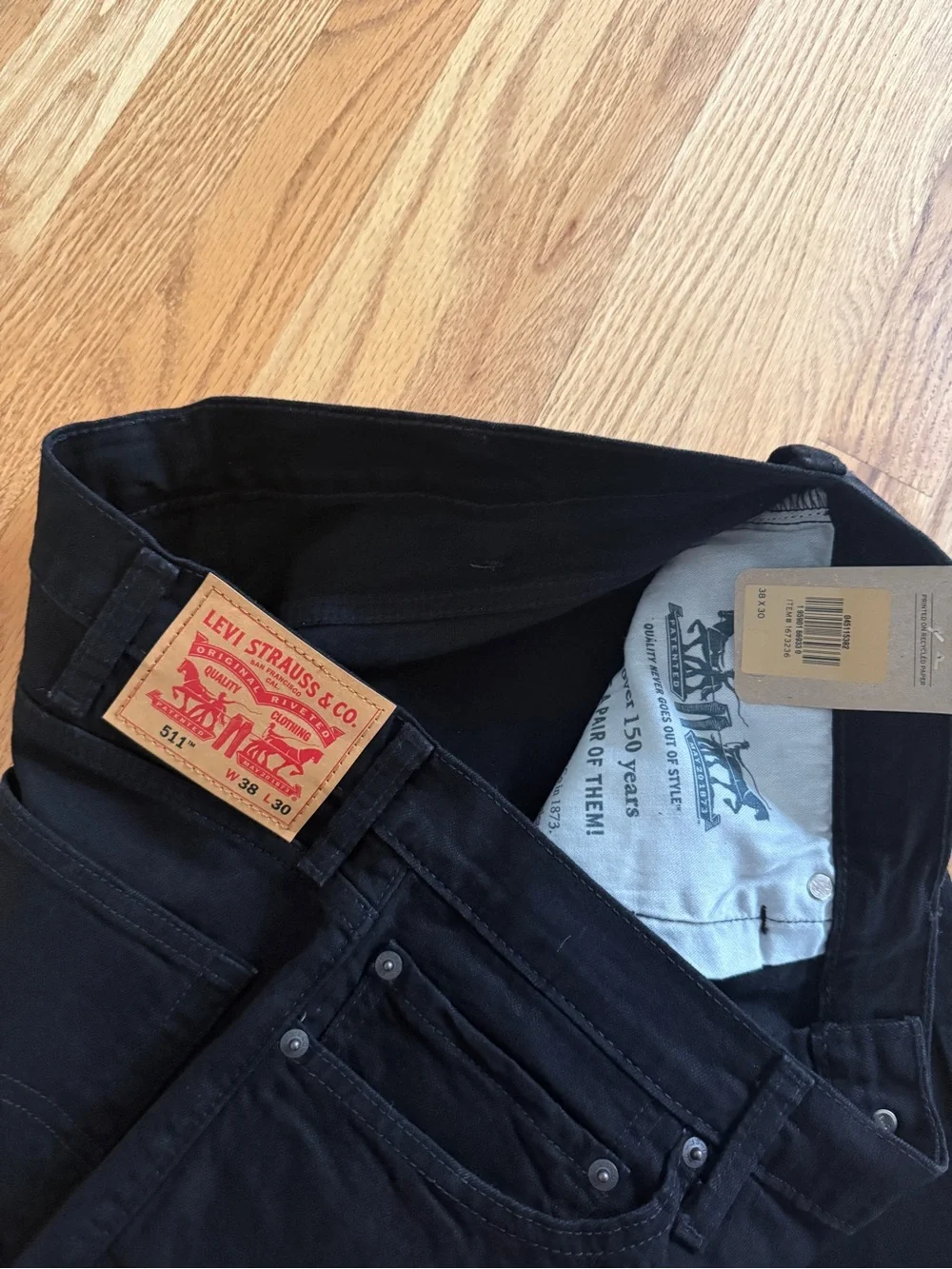 Levi’s 511 slim 38x30 black pants black jeans